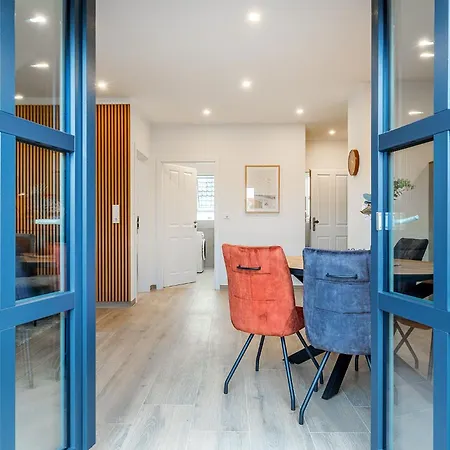 Διαμέρισμα Vista 3 *